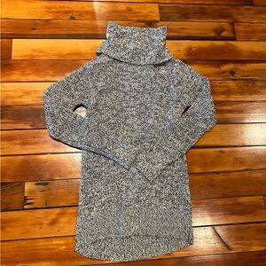 Abercrombie & Fitch Women's Black and White Cowl Neck Sweater